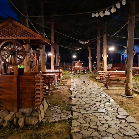La Padure Hotel Brebu Ngoại thất bức ảnh