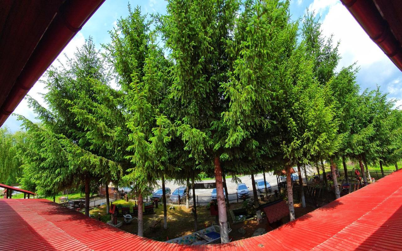 La Padure Hotel Brebu Ngoại thất bức ảnh