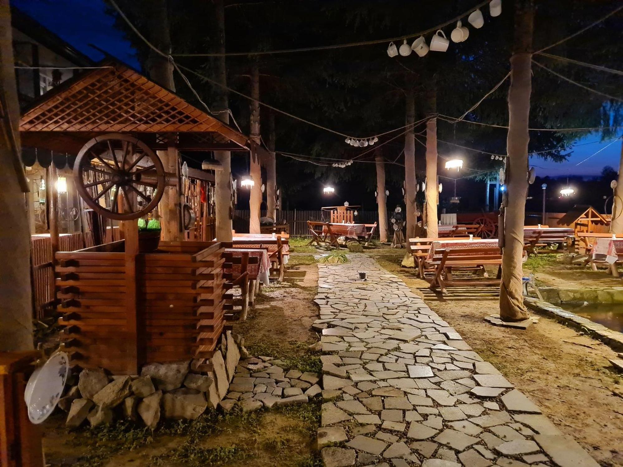 La Padure Hotel Brebu Ngoại thất bức ảnh