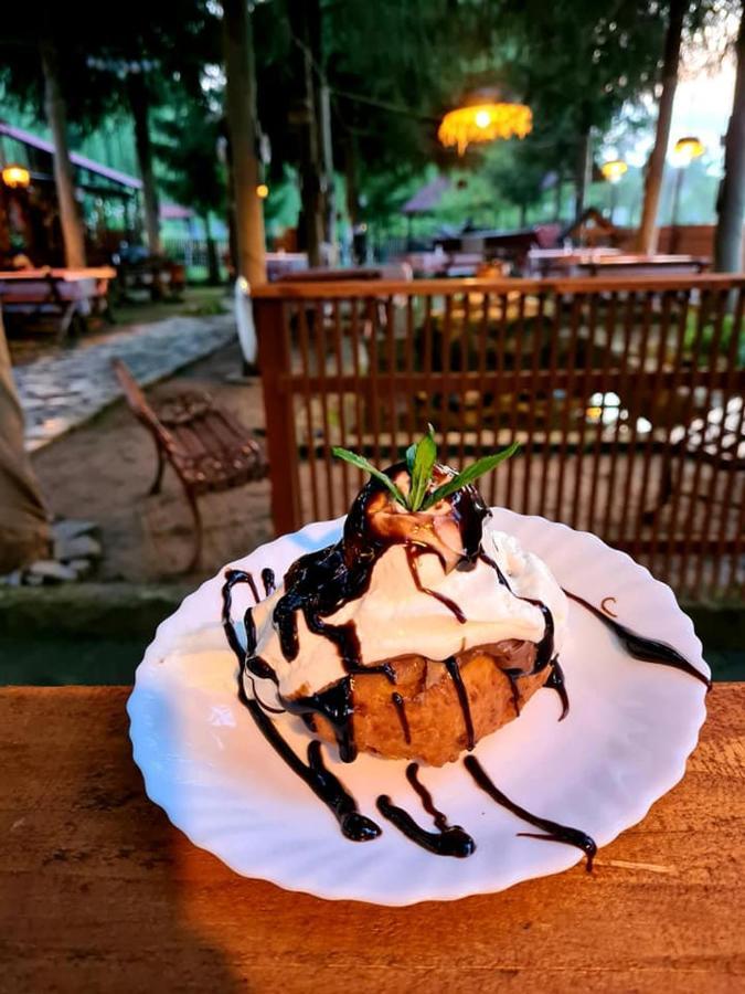 La Padure Hotel Brebu Ngoại thất bức ảnh