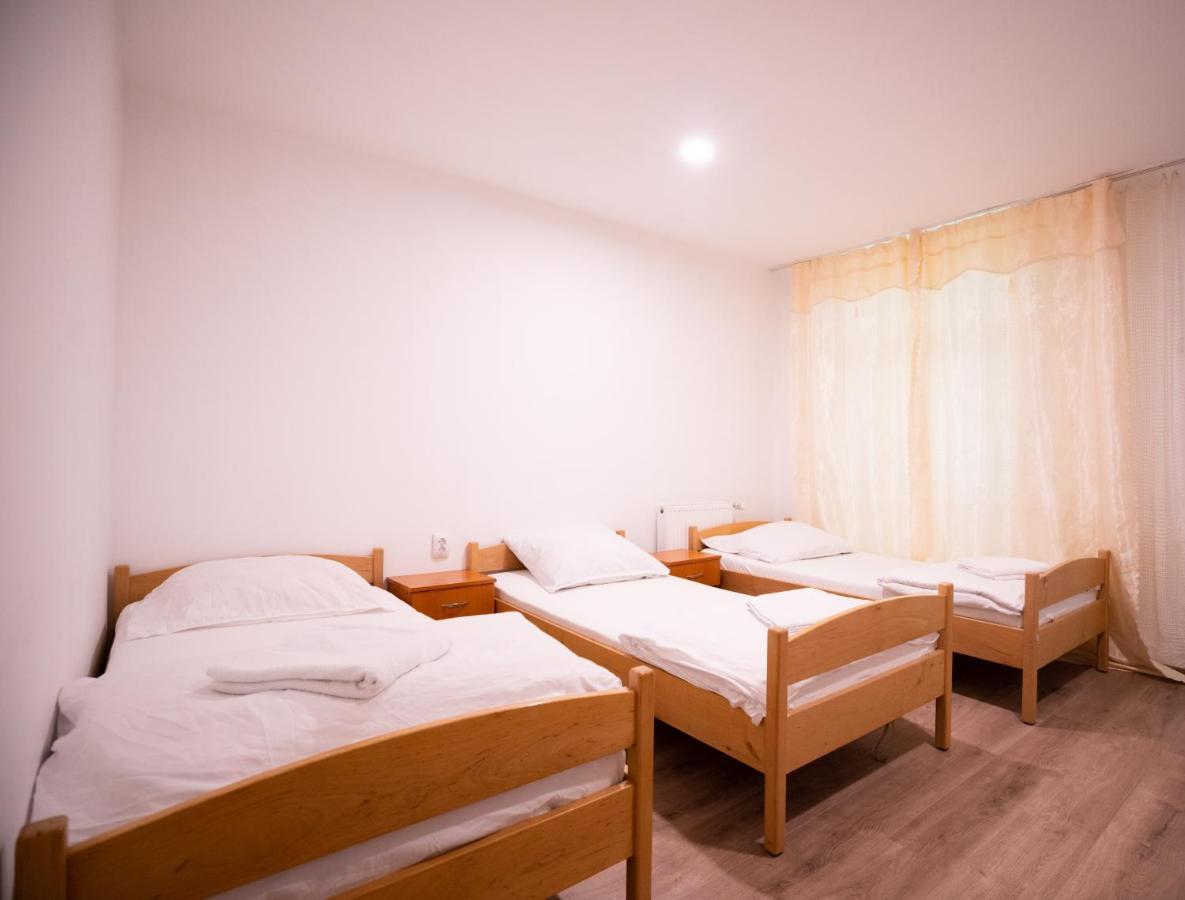 La Padure Hotel Brebu Ngoại thất bức ảnh