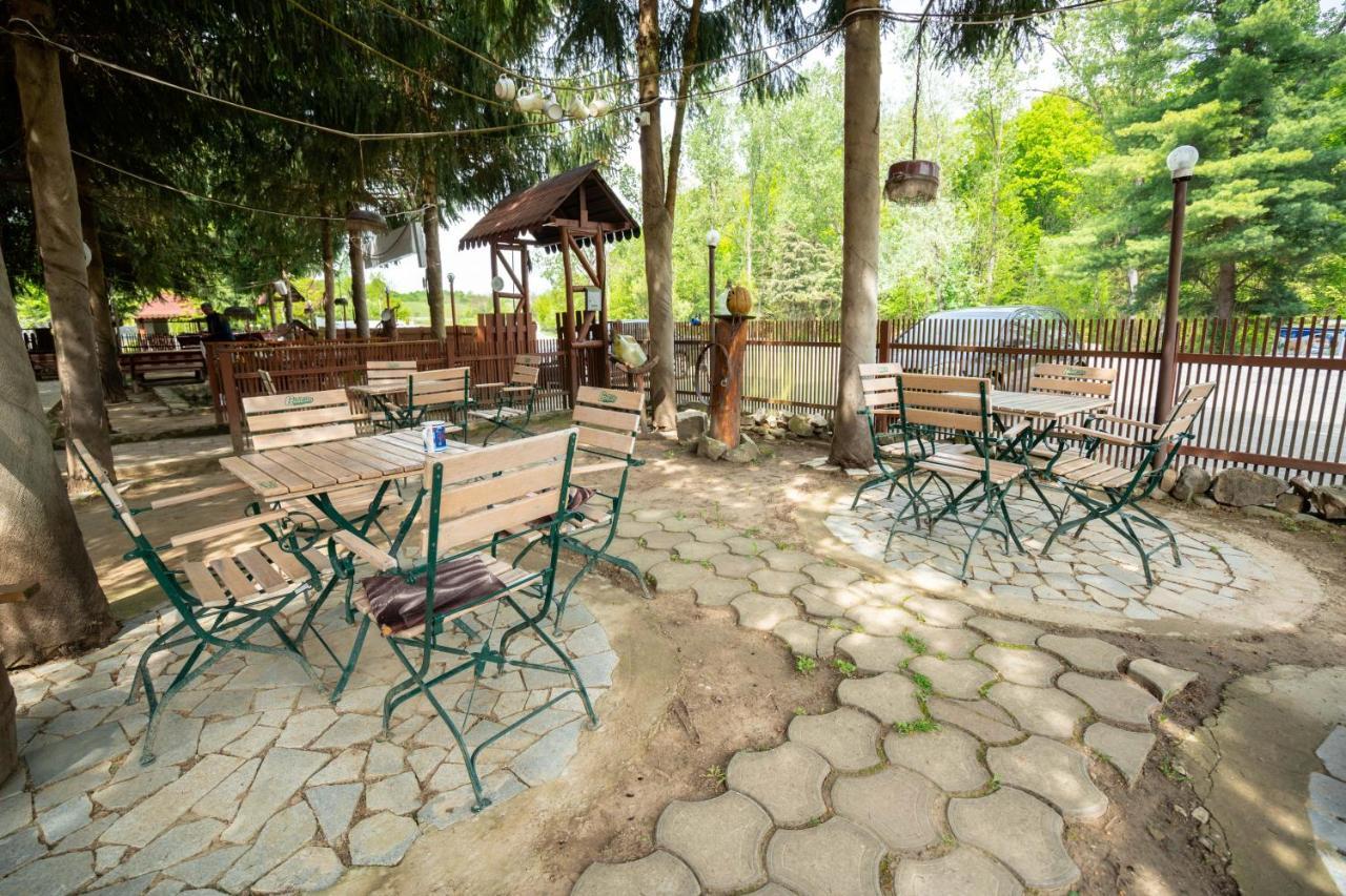 La Padure Hotel Brebu Ngoại thất bức ảnh