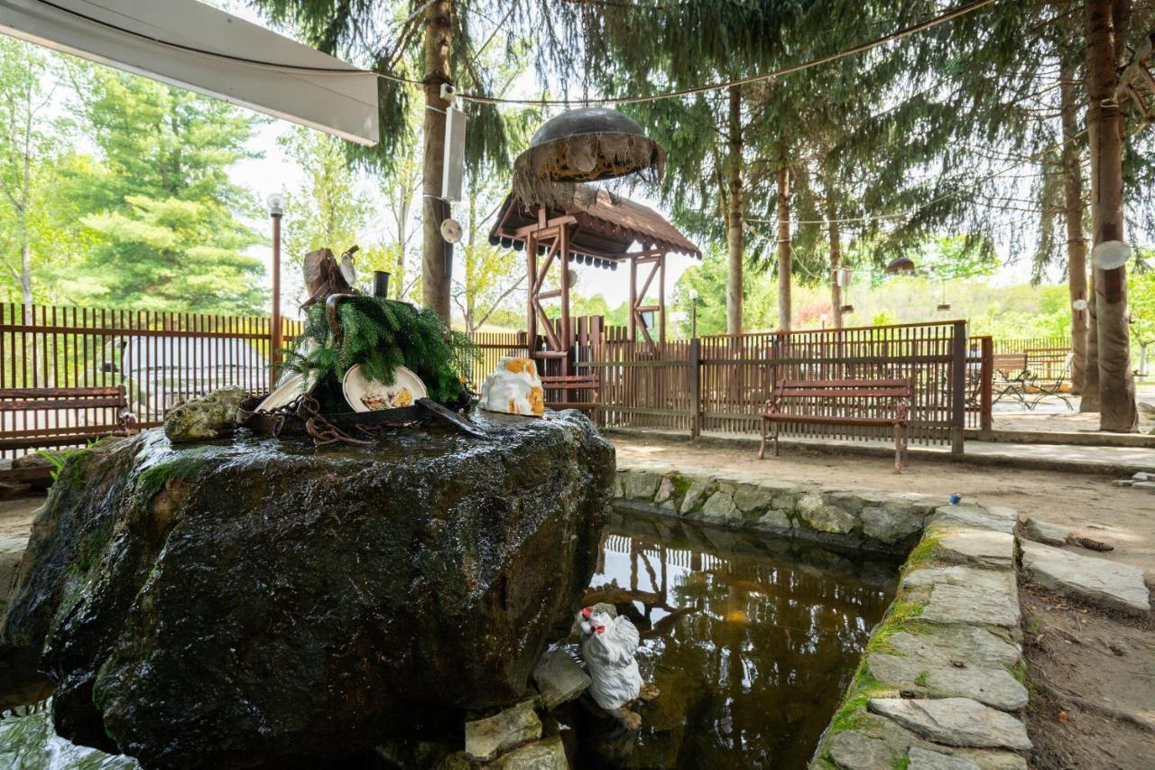 La Padure Hotel Brebu Ngoại thất bức ảnh